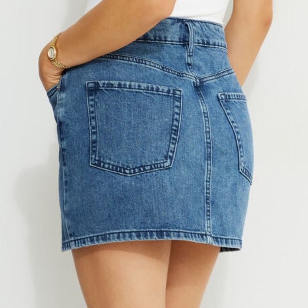 Dynamite, mini denim skirt excellent condition - Picture 2 of 5